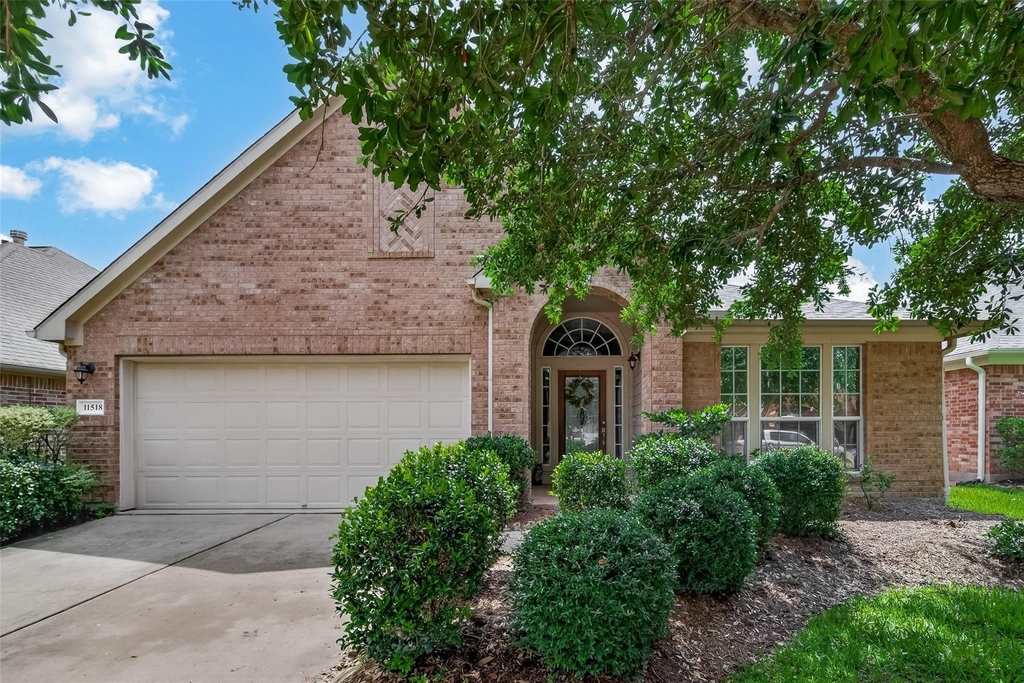 11518 Columbia Pines Lane - Photo 0