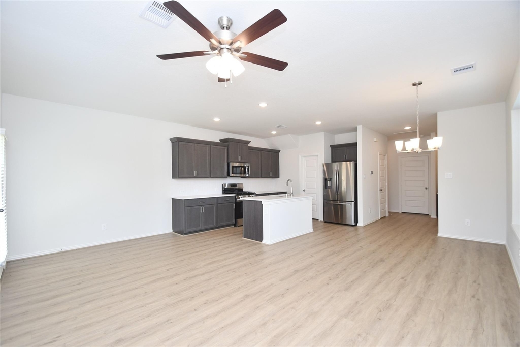 27823 Western Creek Ct - Photo 9
