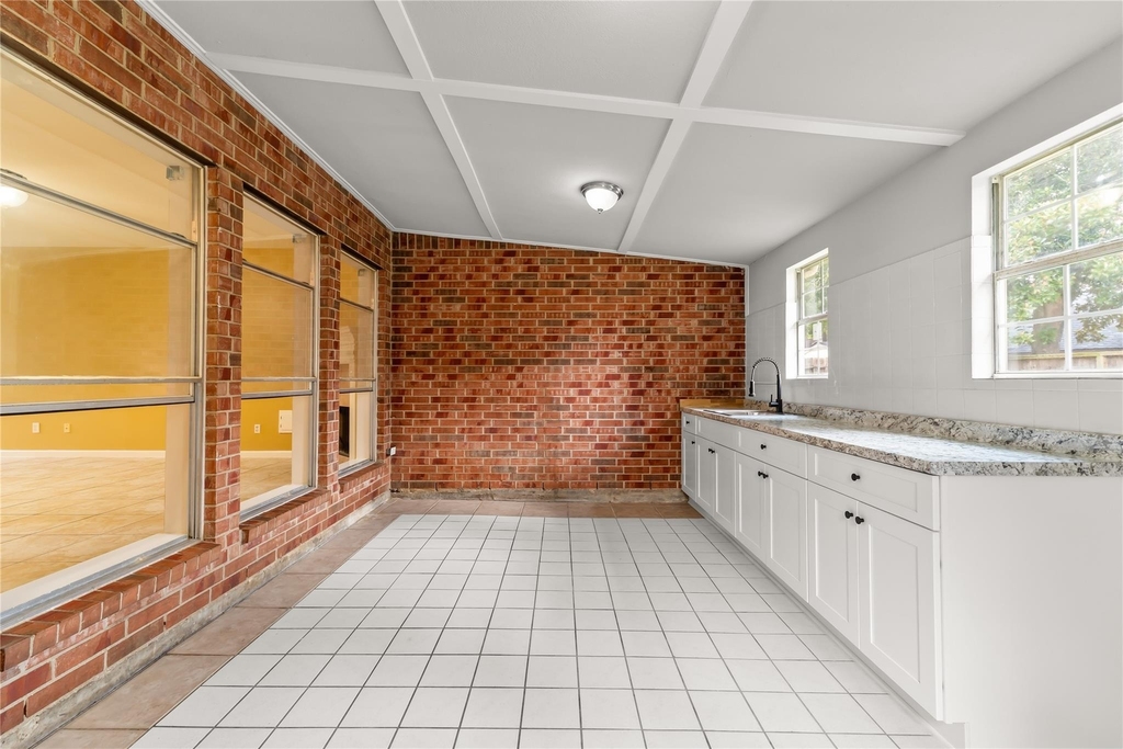 4111 Surreydon Drive - Photo 30