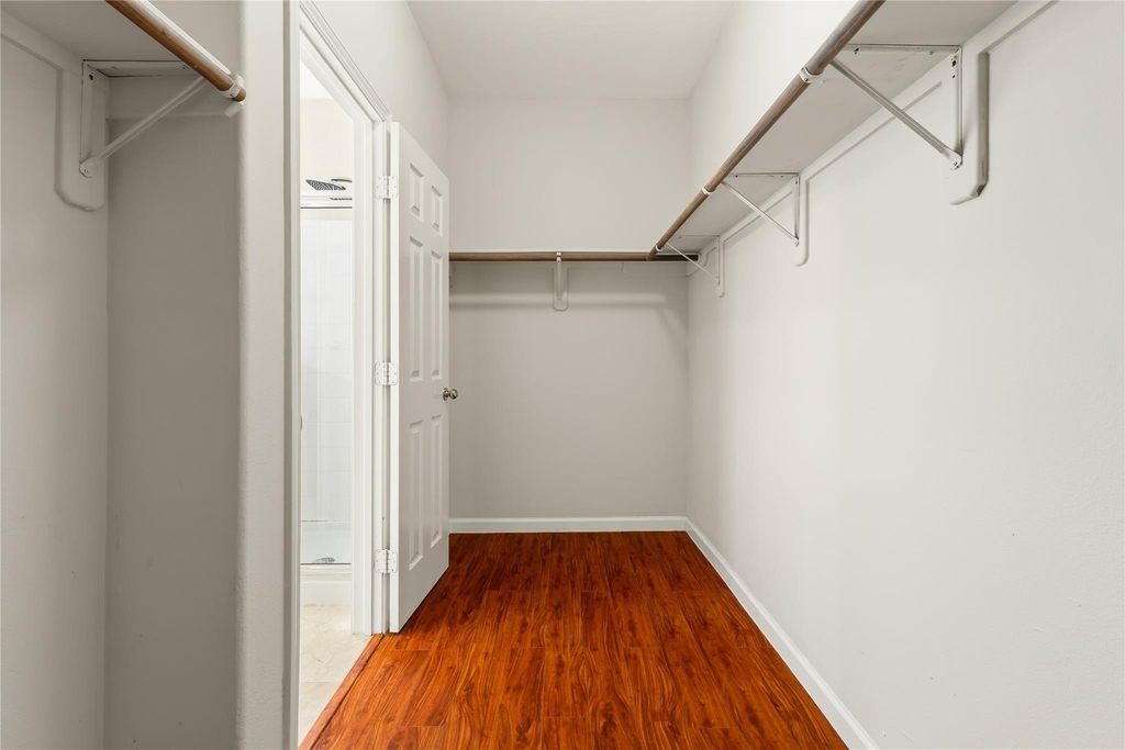4111 Surreydon Drive - Photo 22