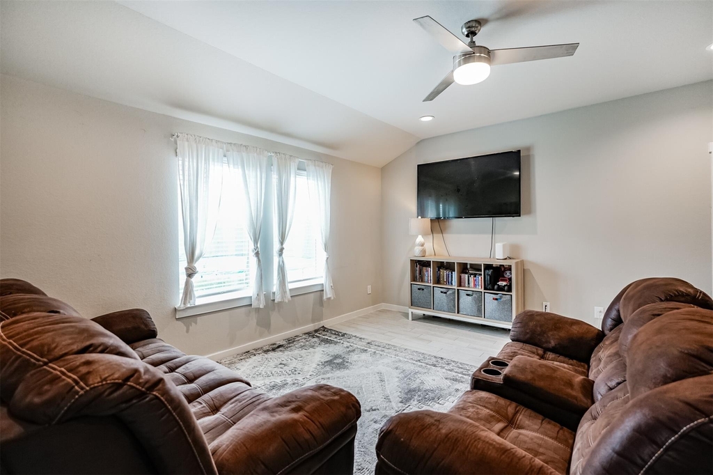 13005 Oleander Bay Lane - Photo 14
