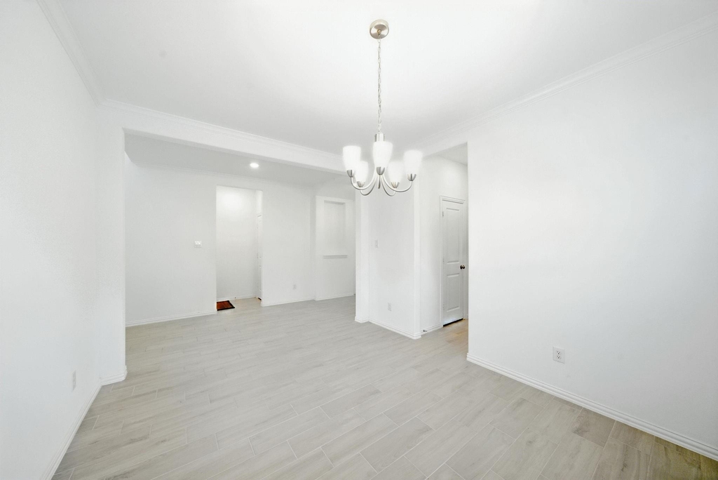 15011 Old Horseshoe Lake Drive - Photo 18