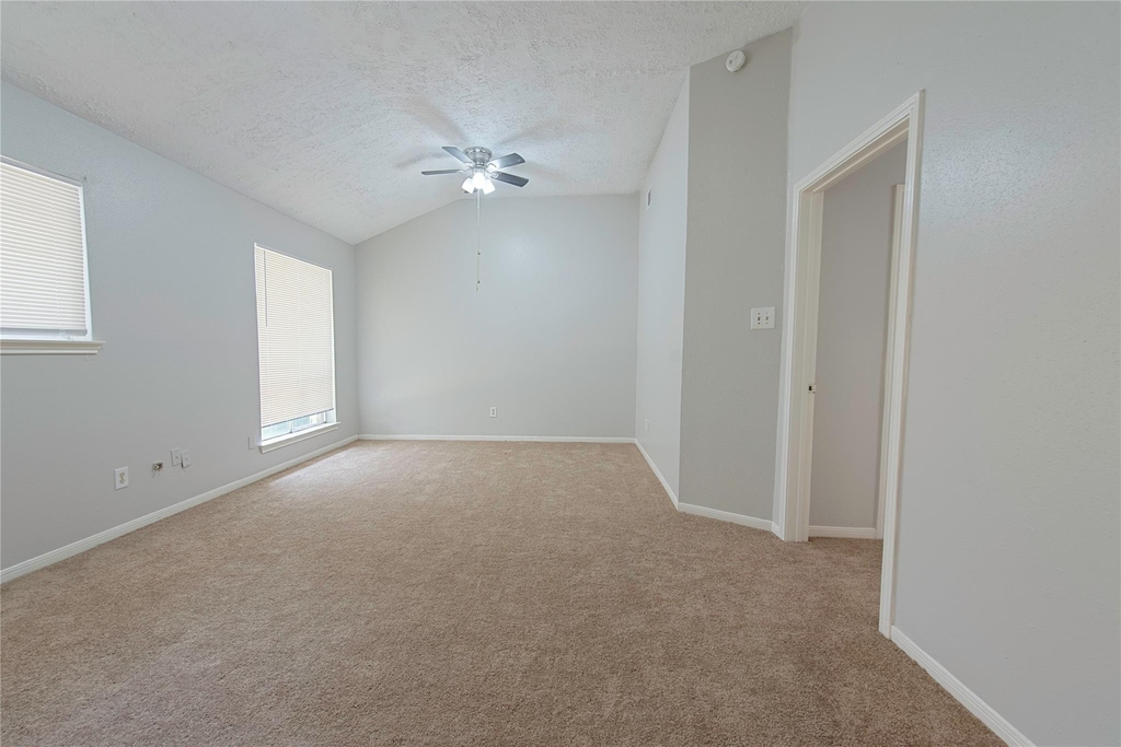 21310 Park Run Drive - Photo 11