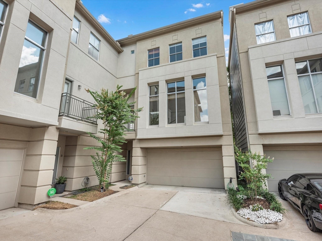 4311 Feagan Street - Photo 2