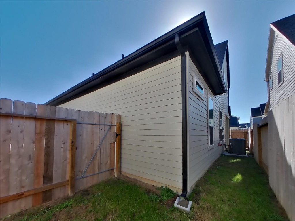 22824 Frassino Place - Photo 14