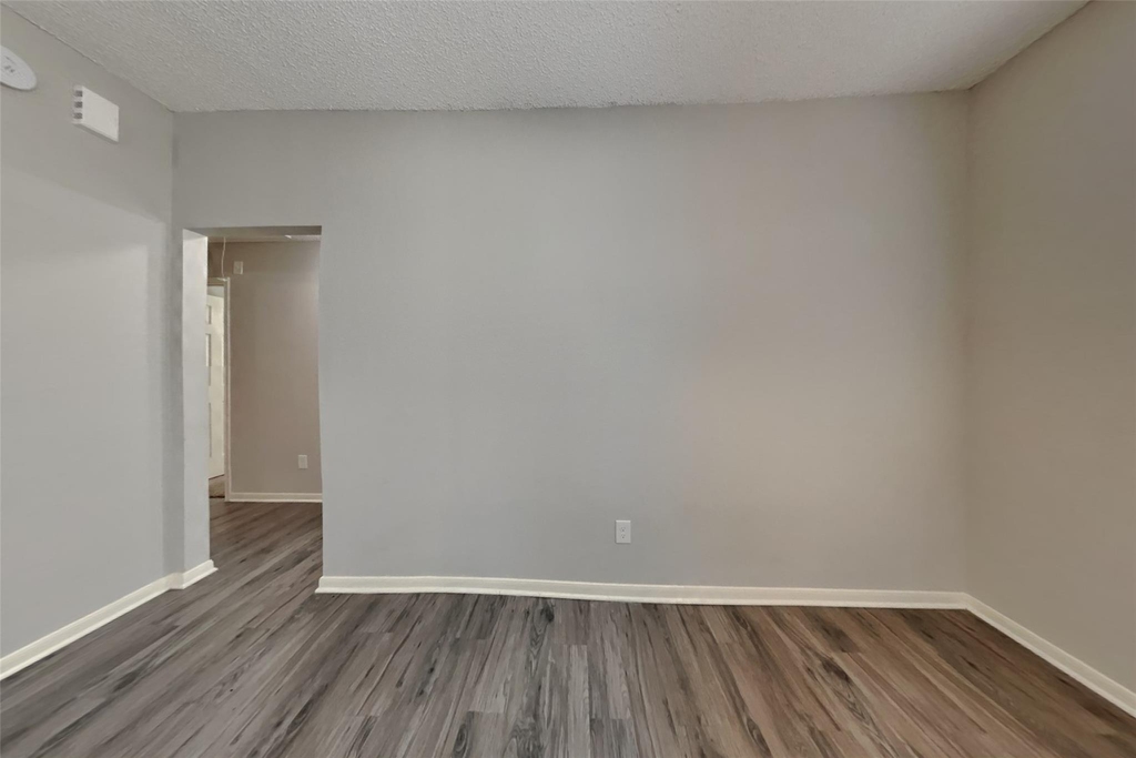 18138 Garden Manor Drive - Photo 6