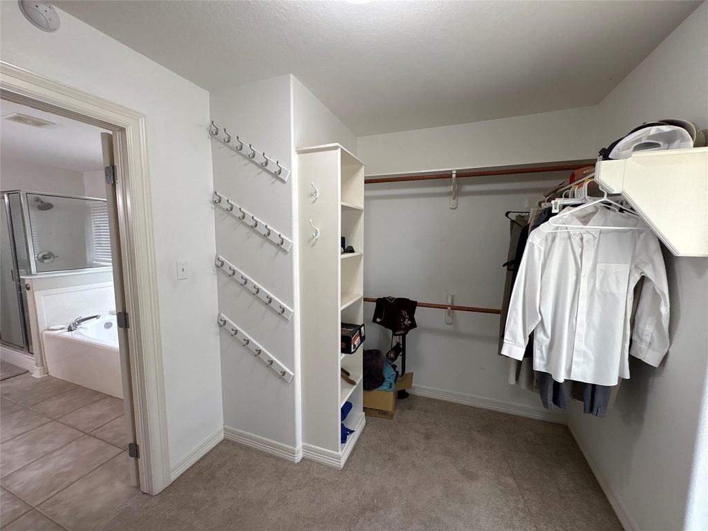 308 Williamsburg Avenue - Photo 17
