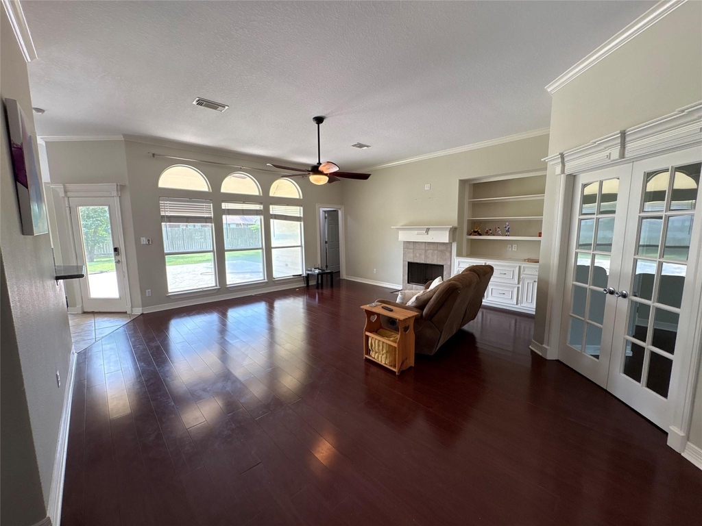 308 Williamsburg Avenue - Photo 5
