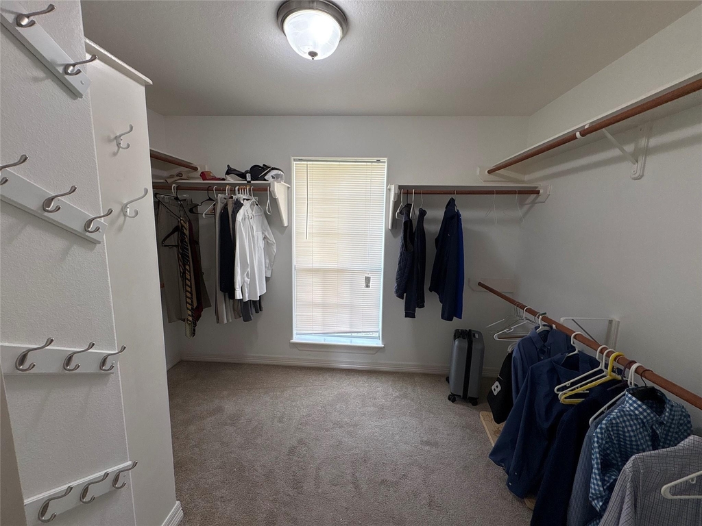 308 Williamsburg Avenue - Photo 16