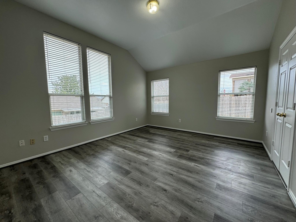 13196 Miller Lane - Photo 11