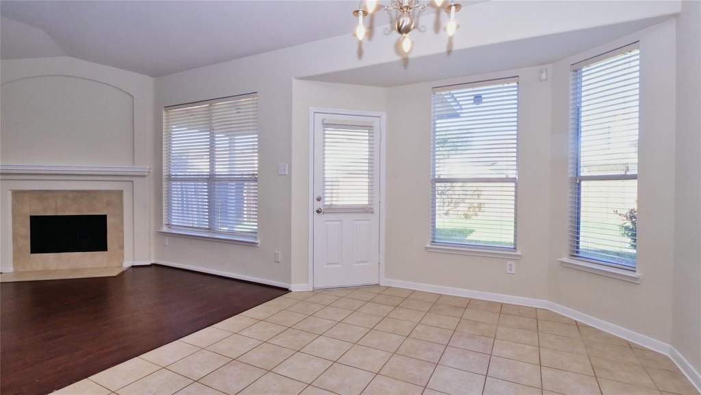 25206 Bright Hollow Lane - Photo 5