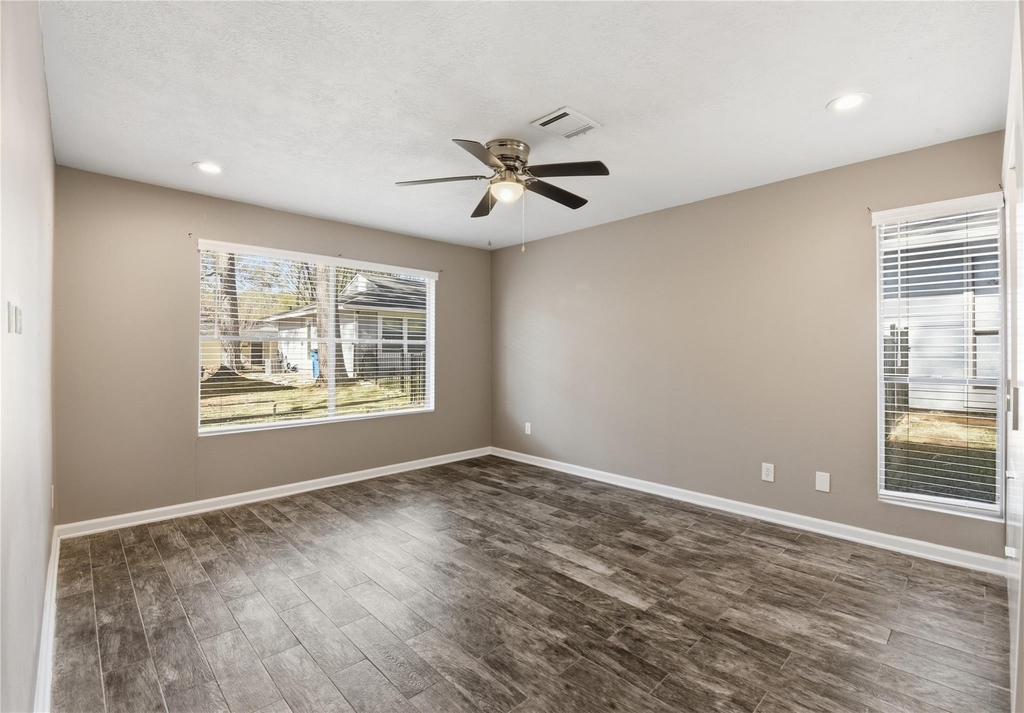 3424 Balboa Circle - Photo 17