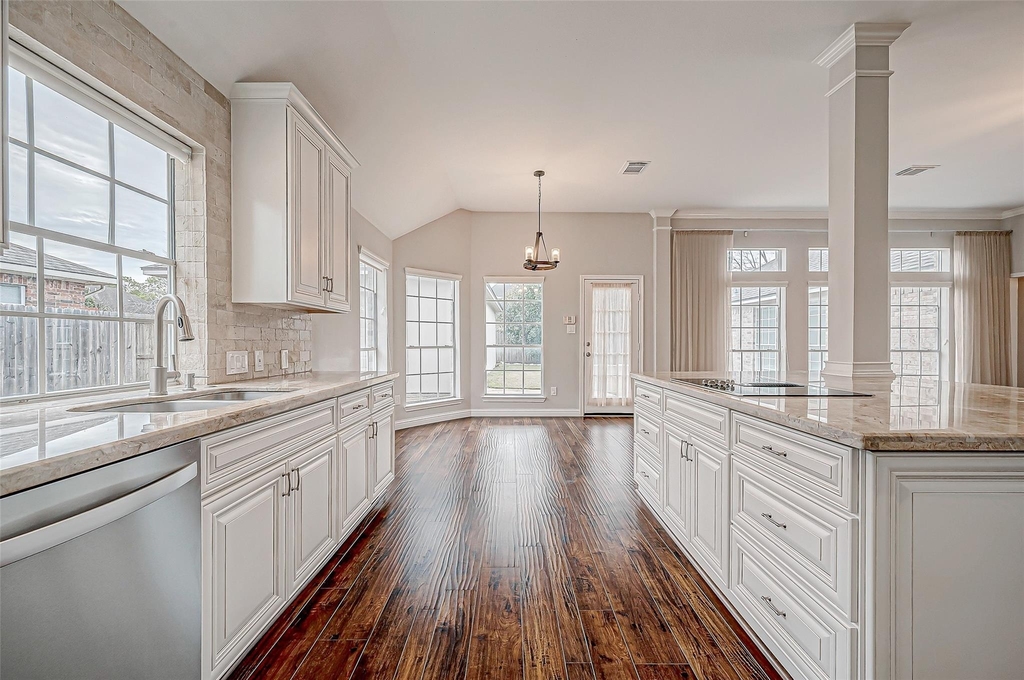 5410 Portage Rock Lane - Photo 18