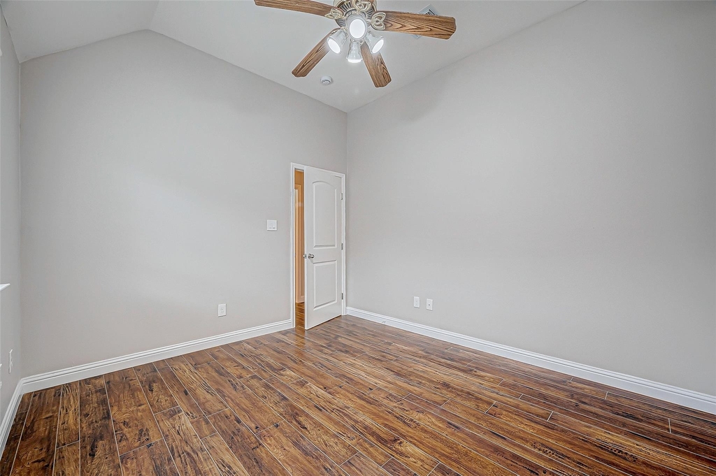 5410 Portage Rock Lane - Photo 27