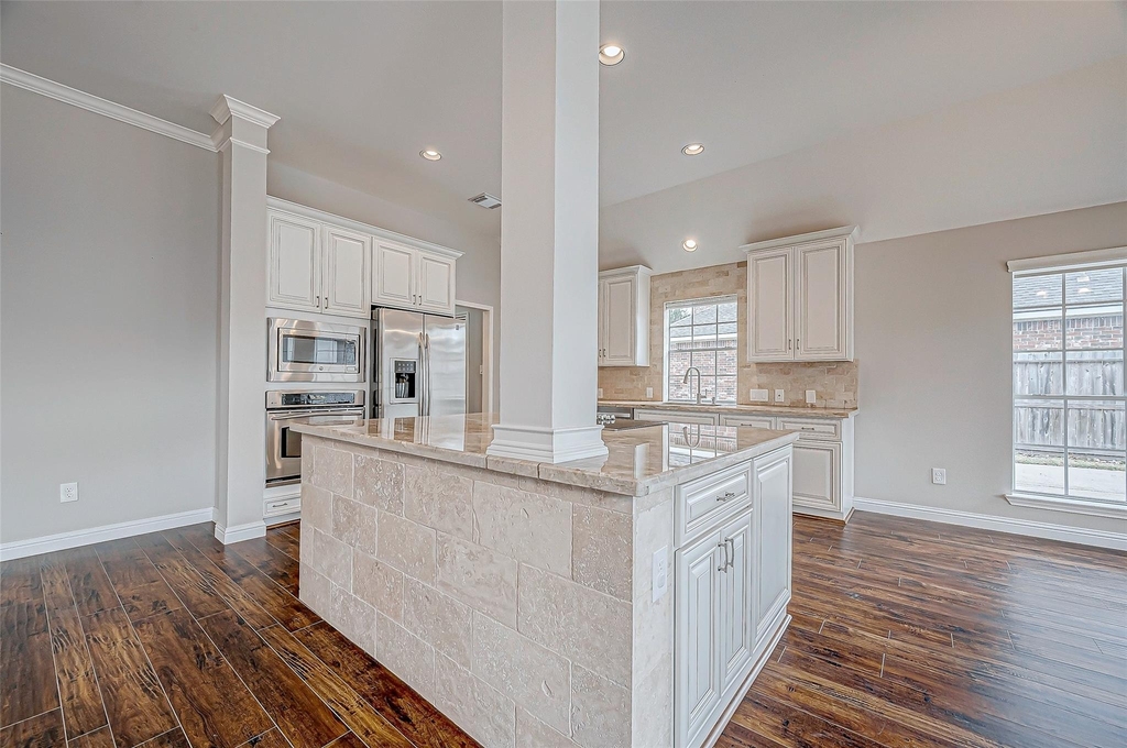 5410 Portage Rock Lane - Photo 21