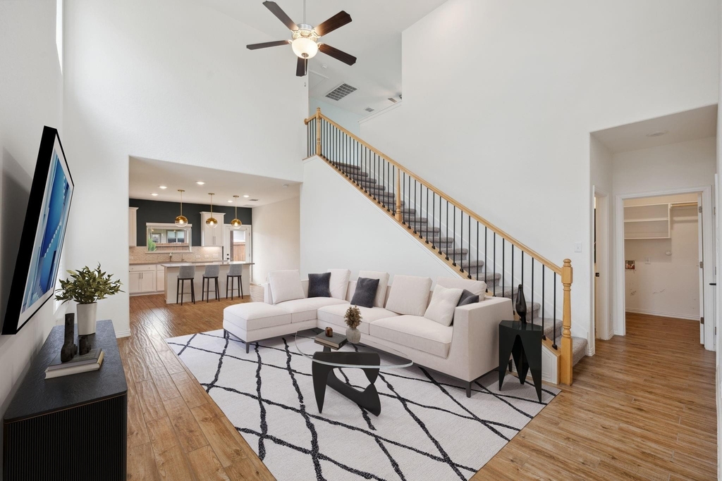 2013 Flametree Avenue - Photo 3