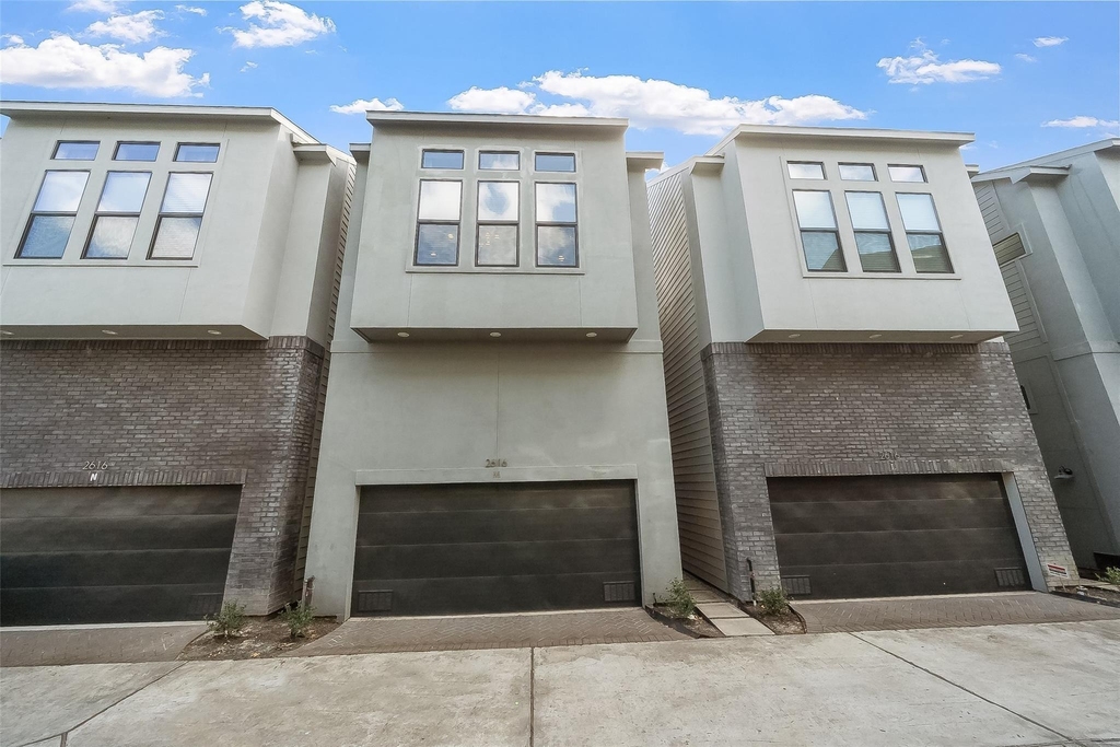 2616 Riverside Drive - Photo 27