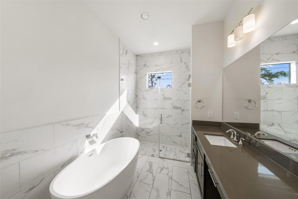 2616 Riverside Drive - Photo 22
