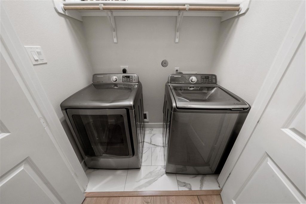 2616 Riverside Drive - Photo 24