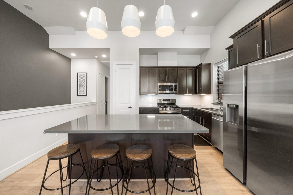 2616 Riverside Drive - Photo 13