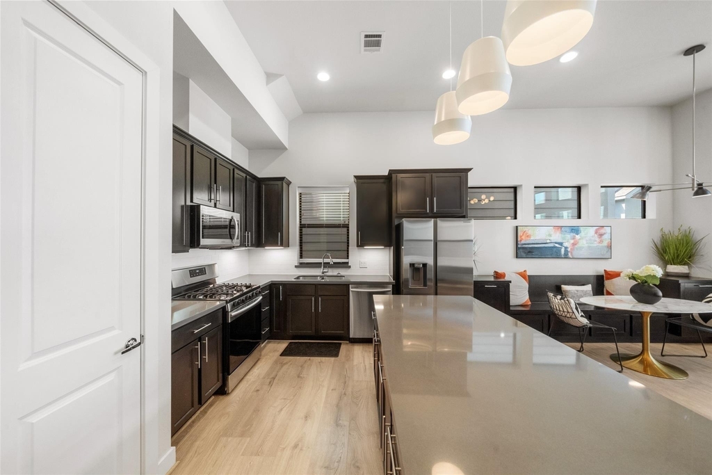 2616 Riverside Drive - Photo 15