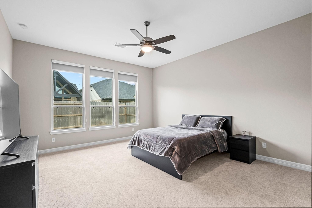 4106 Sherman Oak Lane - Photo 15