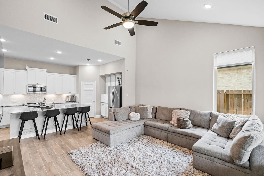 4106 Sherman Oak Lane - Photo 9