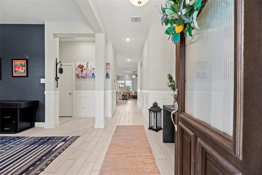 2918 Muhley Street - Photo 1