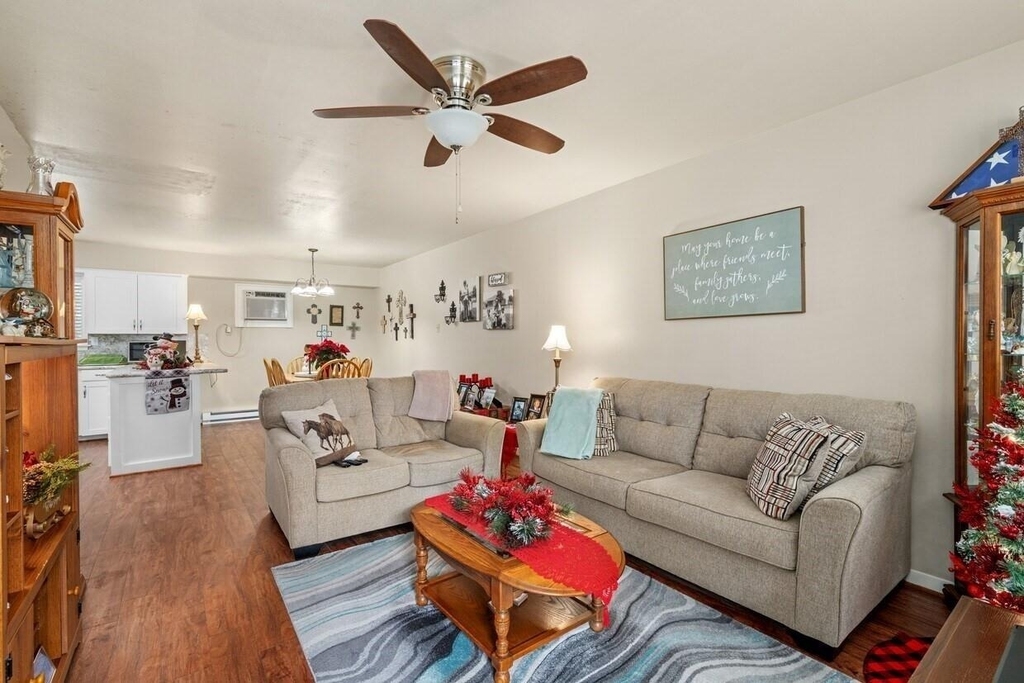 403 E Main Street - Photo 8