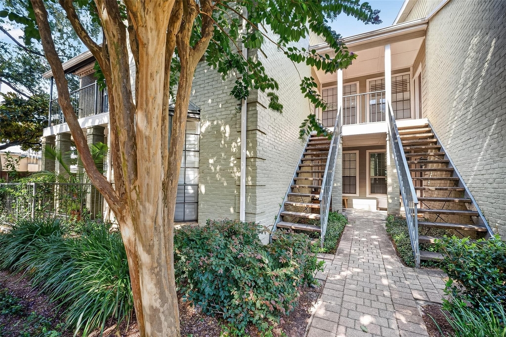 2700 Revere Street - Photo 3