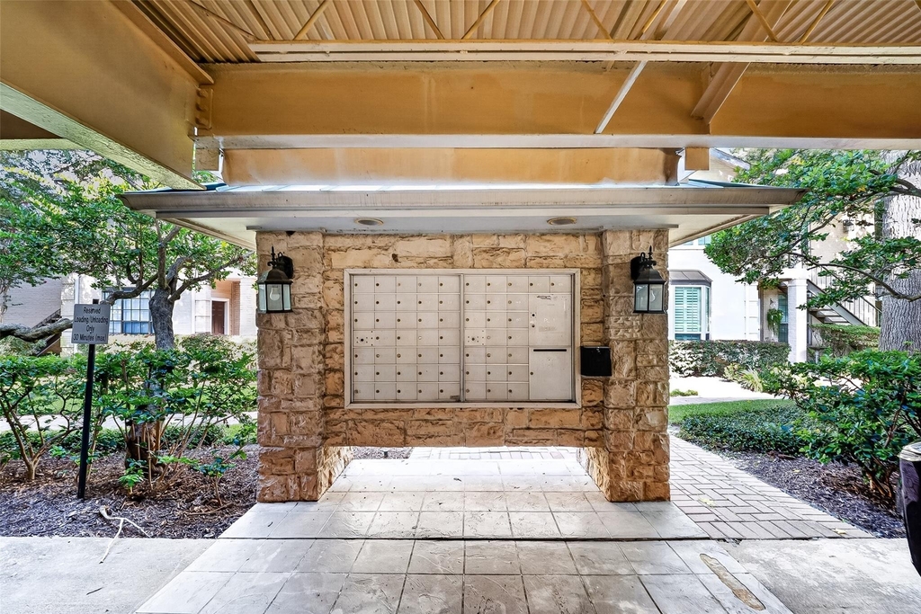 2700 Revere Street - Photo 33