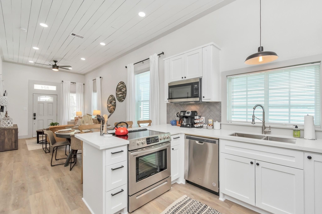 804 34th Street - Photo 3