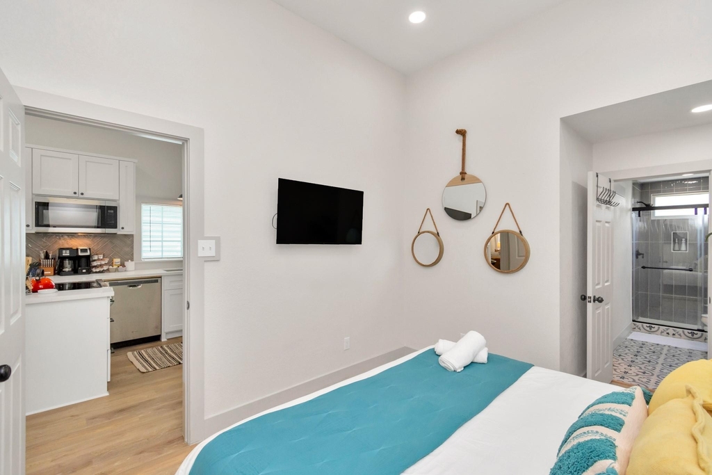 804 34th Street - Photo 13