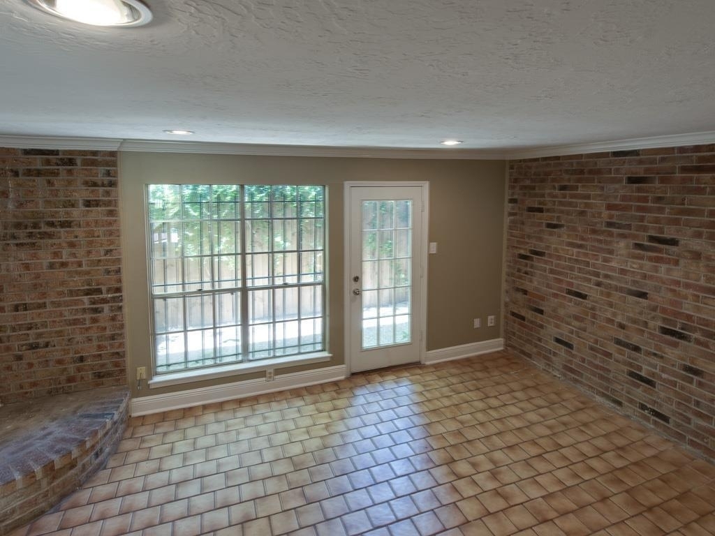 12 Hyde Park Boulevard - Photo 5