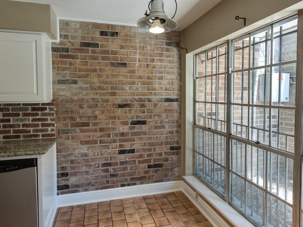 12 Hyde Park Boulevard - Photo 9