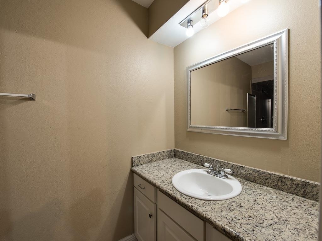 12 Hyde Park Boulevard - Photo 15