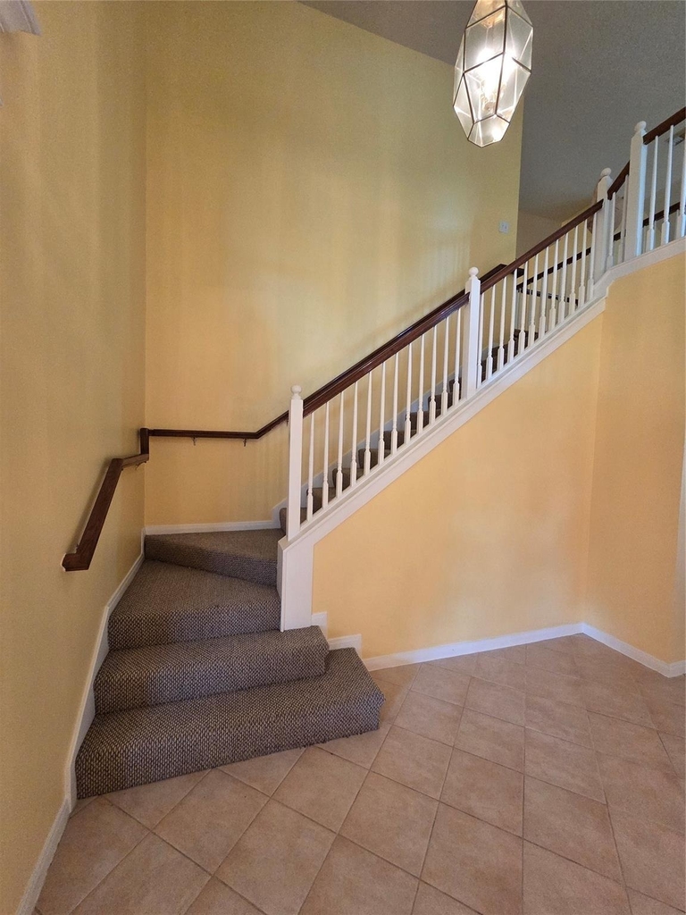 6030 Gablestone Lane - Photo 9