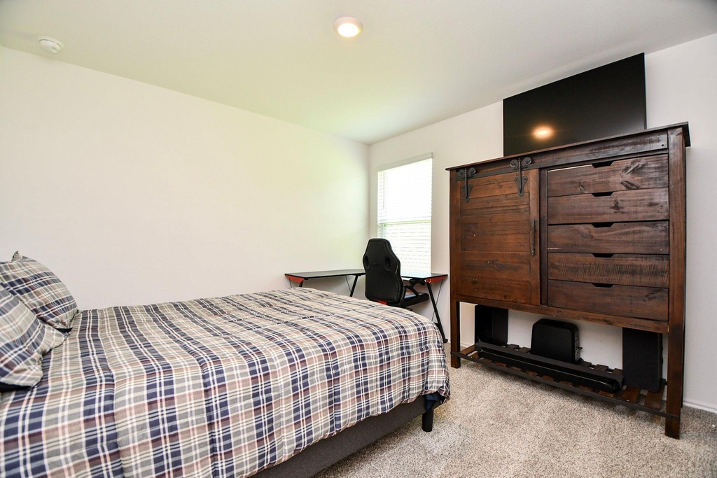 3008 Bur Landing Lane - Photo 12