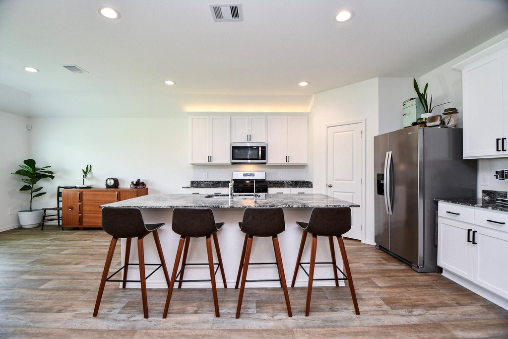 3008 Bur Landing Lane - Photo 7
