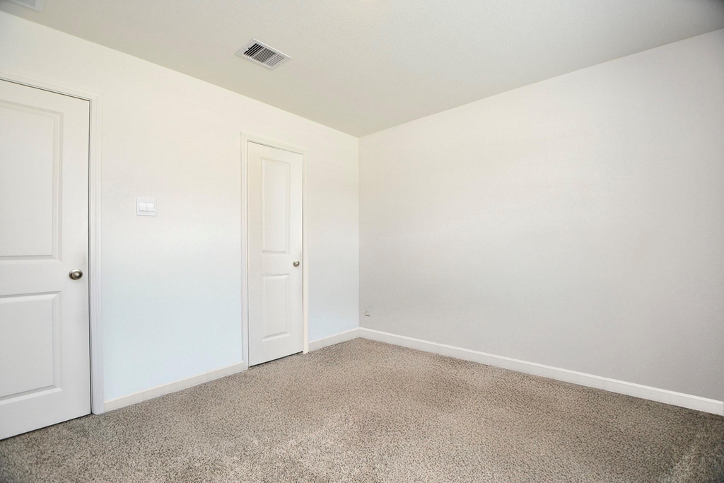 3008 Bur Landing Lane - Photo 11