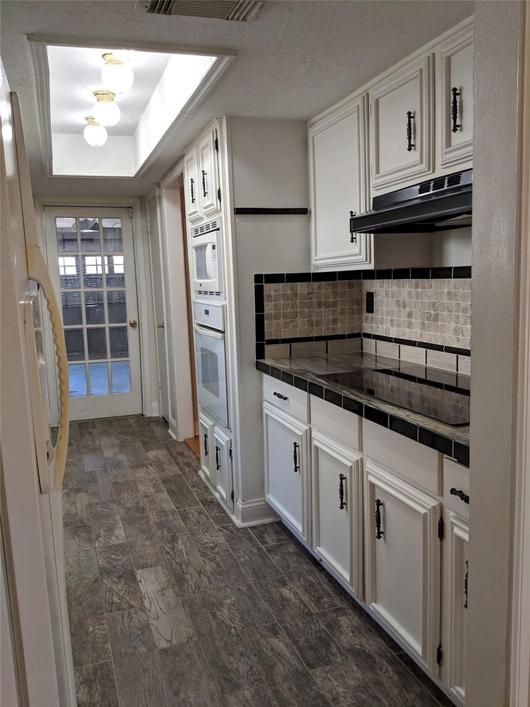 5519 Birchgate Drive - Photo 6