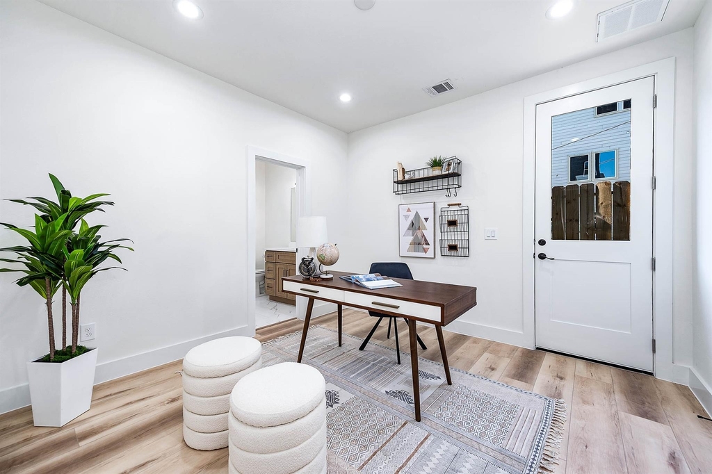 3209 St Emanuel Street - Photo 7