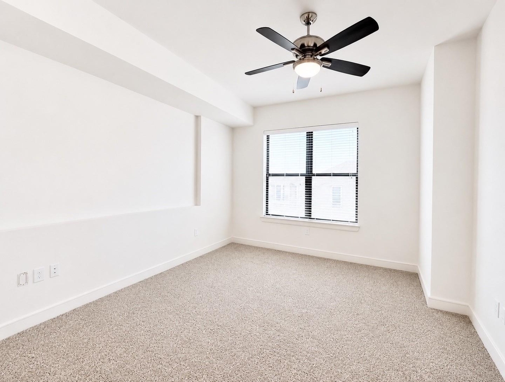 2303 Mid Lane - Photo 11