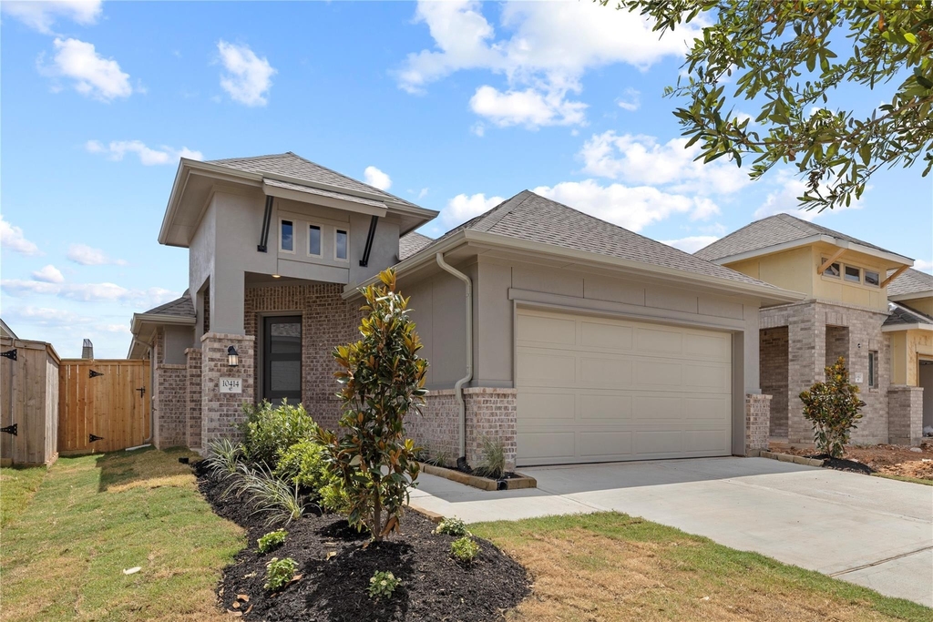 10414 Starfire Yellow Drive - Photo 2