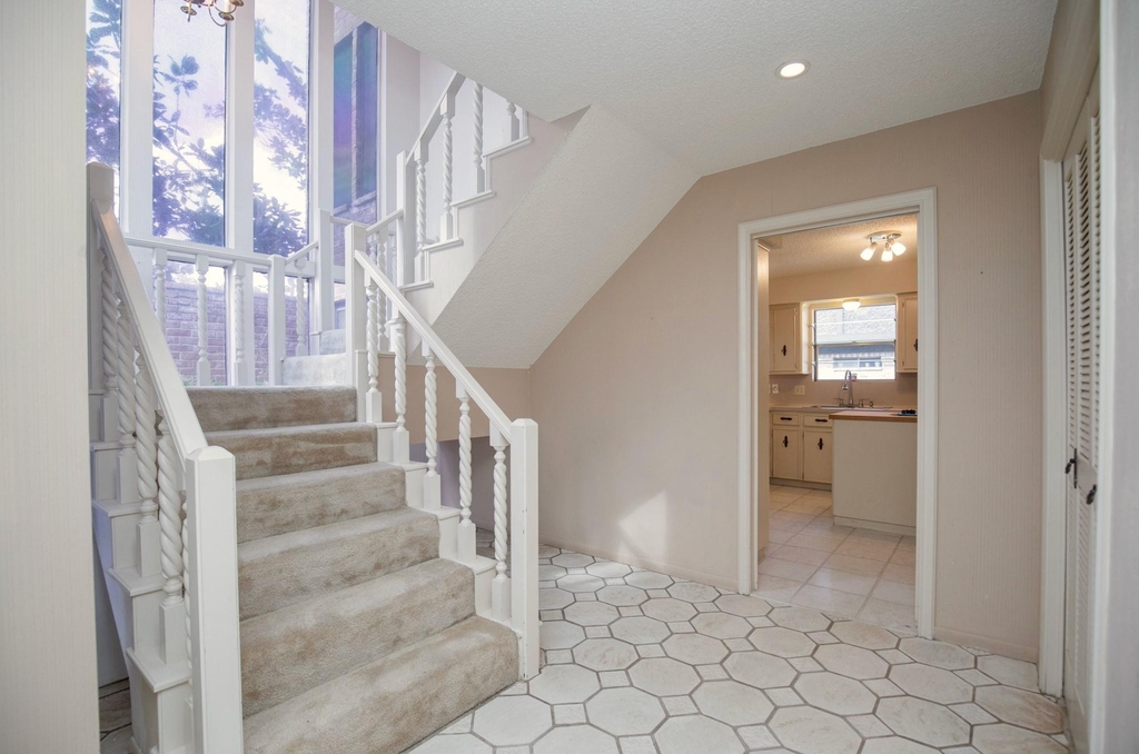 3903 Kiamesha Drive - Photo 3