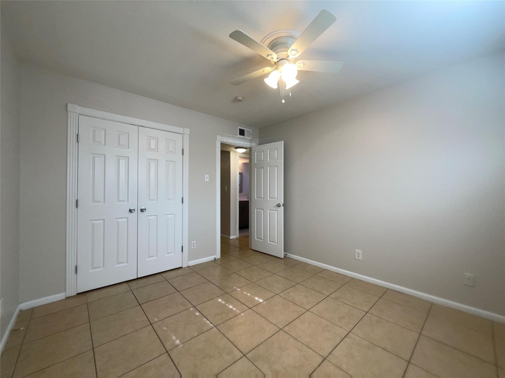 1502 Heights Boulevard - Photo 11
