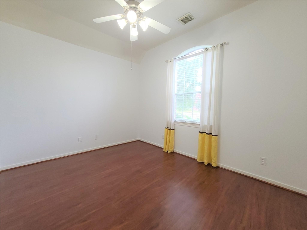 7015 Pinefern Lane - Photo 11