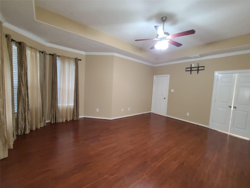 7015 Pinefern Lane - Photo 9