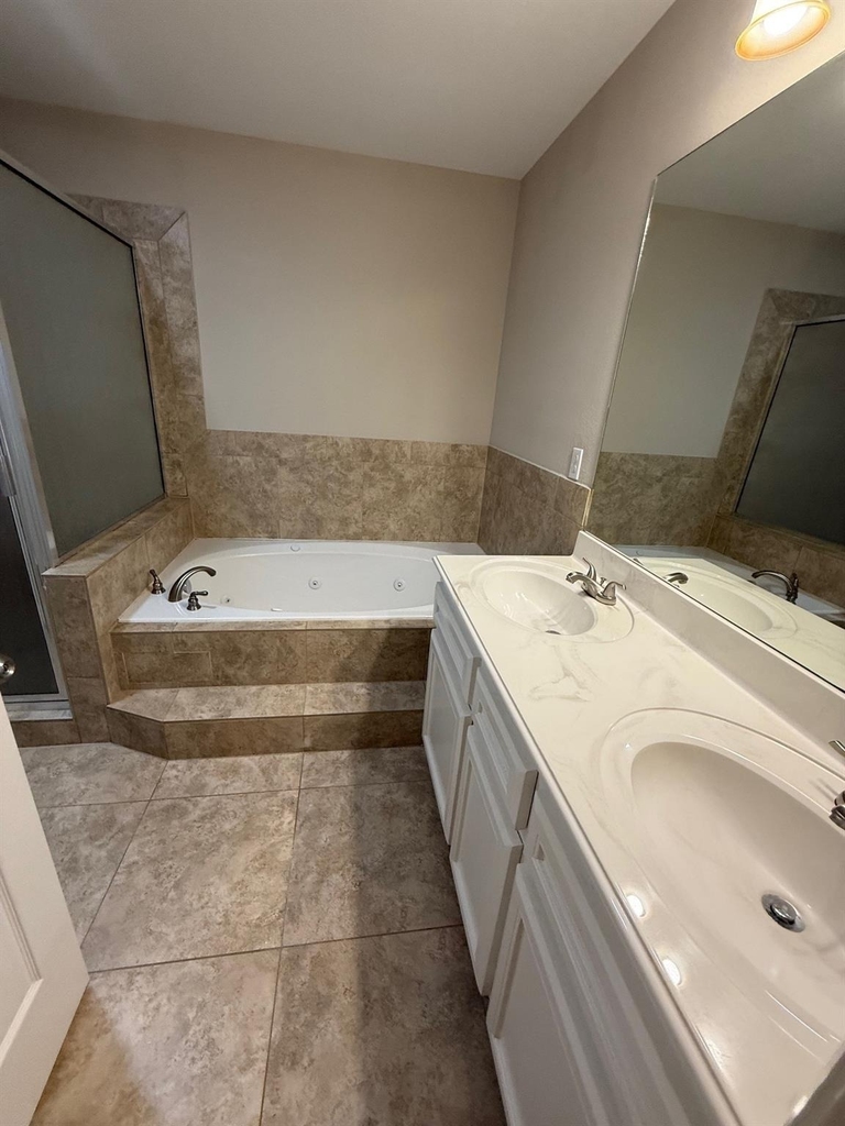 5600 Alvin A Klein Drive - Photo 5