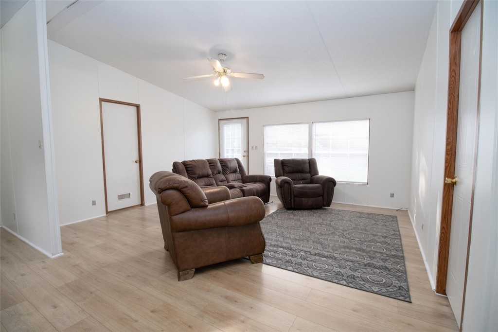 11524 Stidham Road - Photo 14